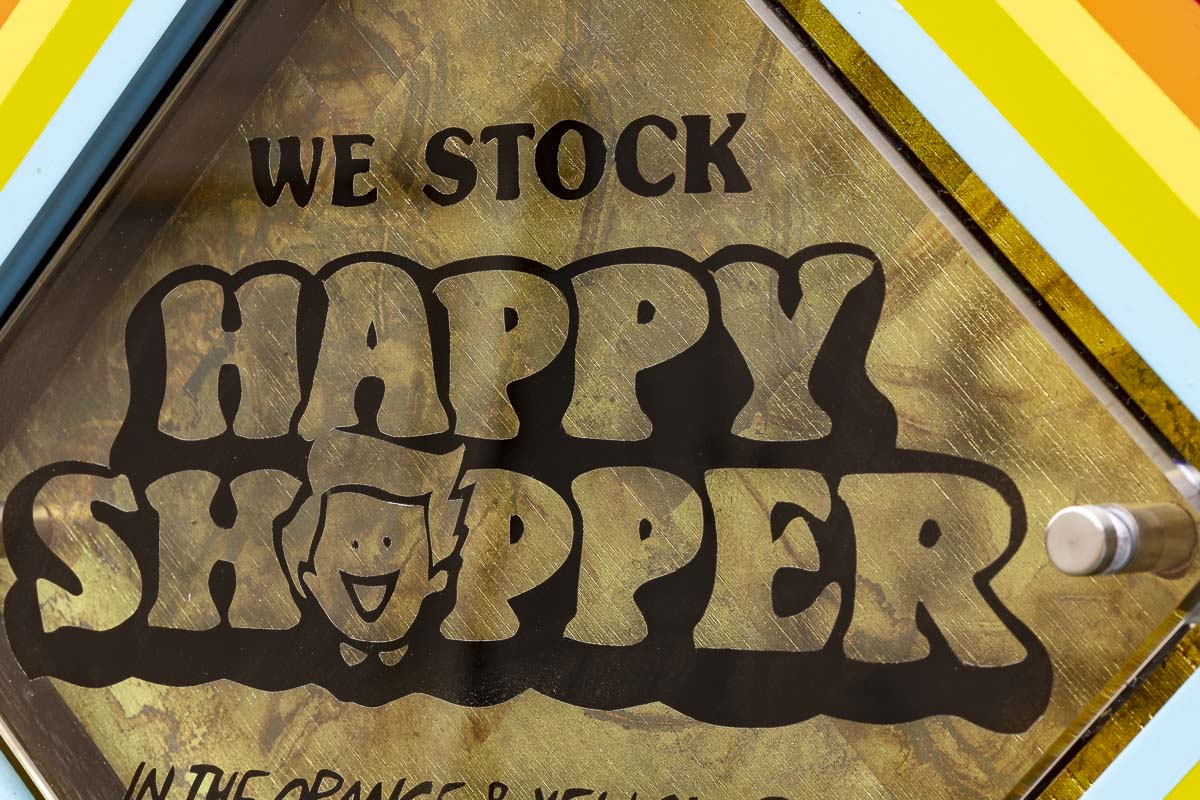 Pop-Dependant: Happy Shopper - Original Lhouette Original