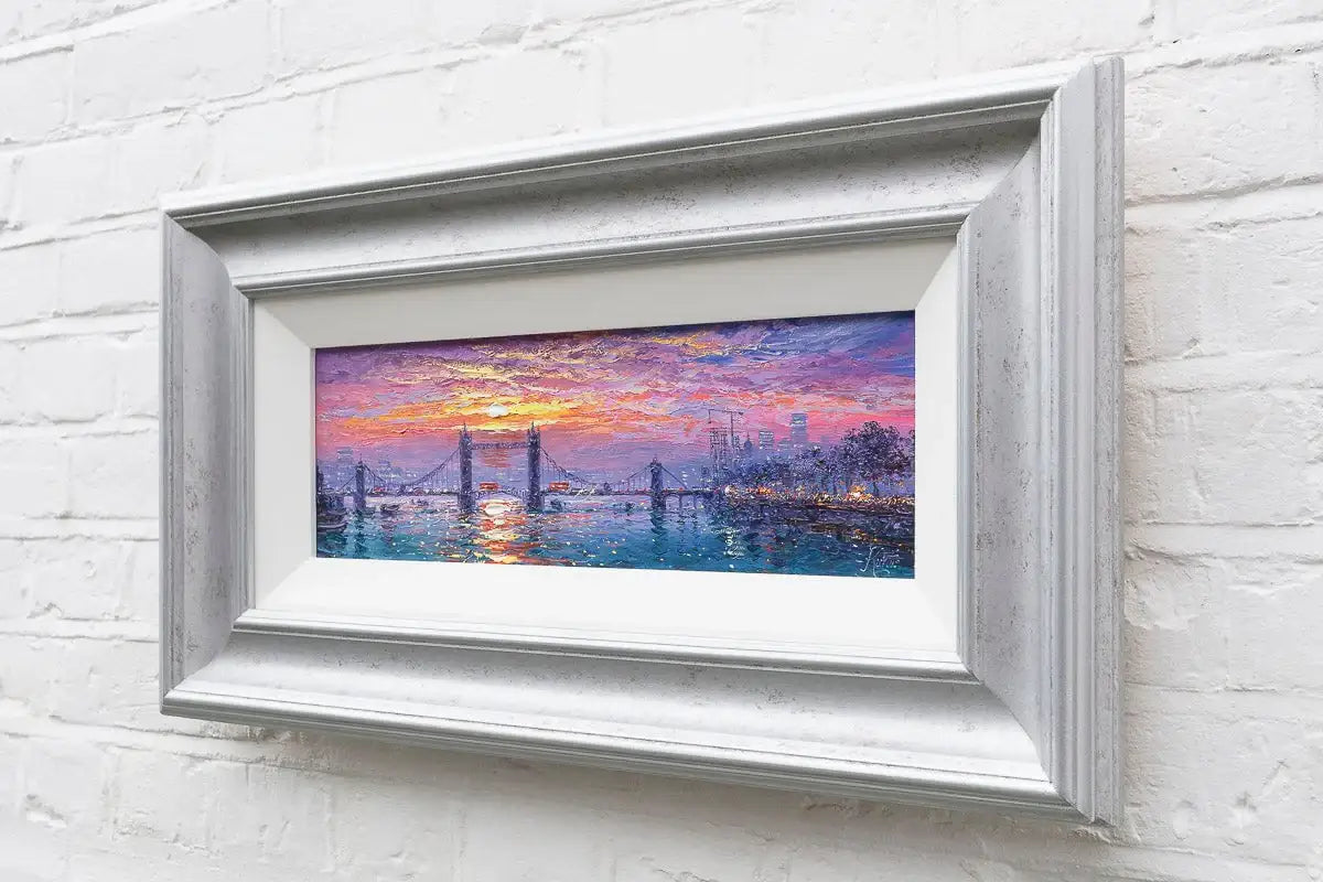 Heartbeat Of London - Original by artist Andrew Grant Kurtis - Wyecliffe Galleries