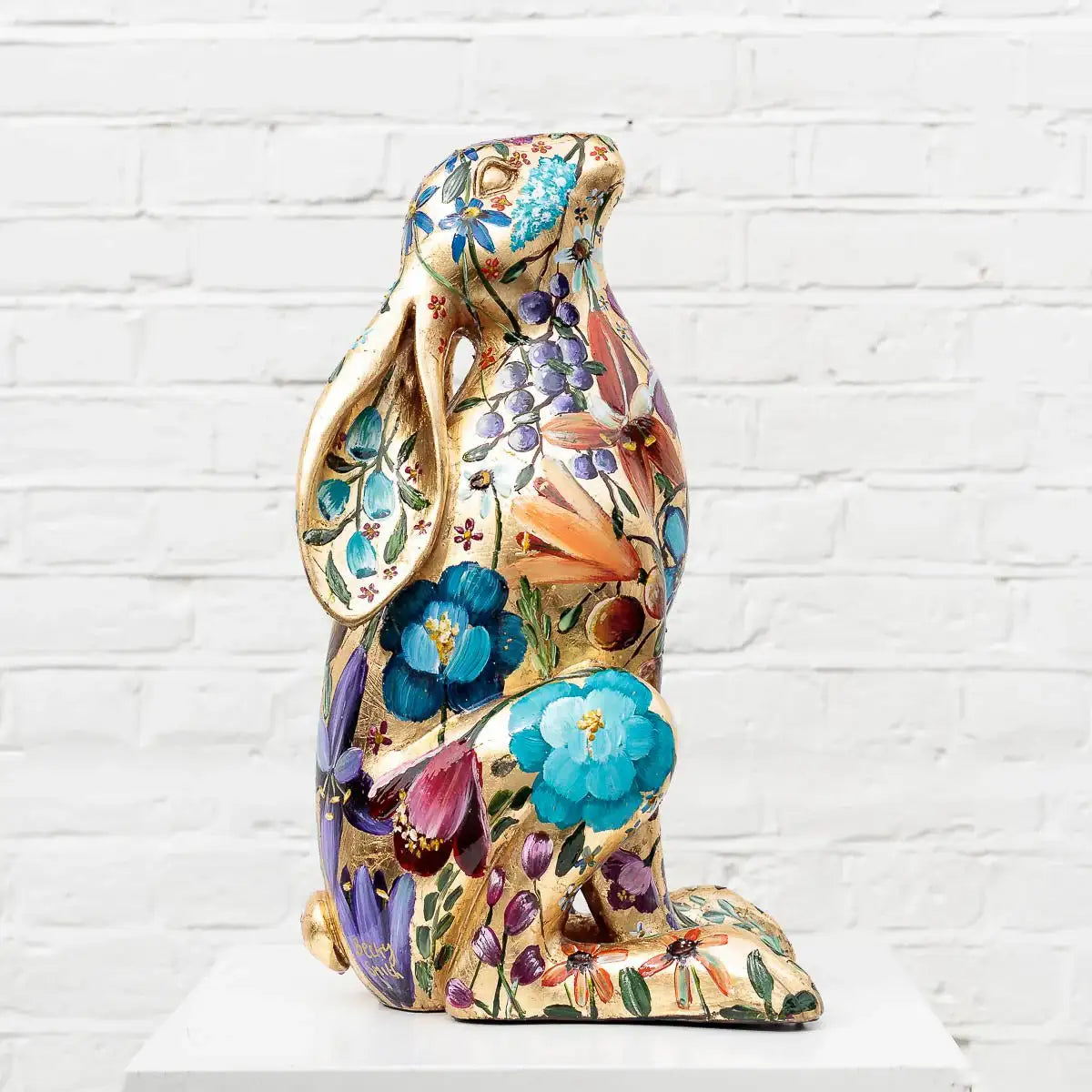 Goldie - Original - SOLD by artist Becky Smith - Wyecliffe Galleries