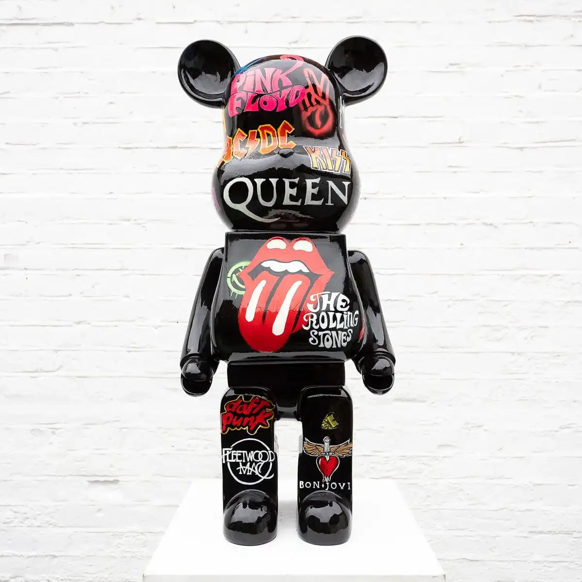 Legends Never Die - Original Sculpture by artist Becky Smith - Wyecliffe Galleries