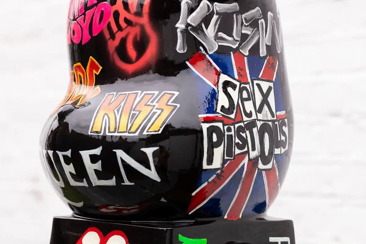 Legends Never Die - Original Sculpture by artist Becky Smith - Wyecliffe Galleries