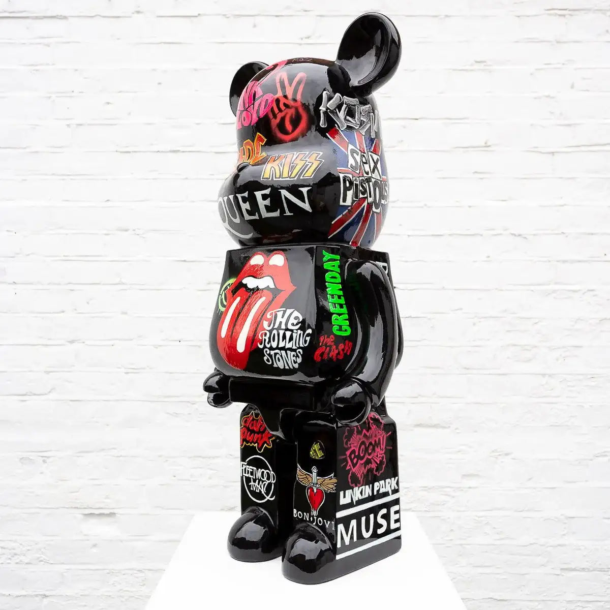 Legends Never Die - Original Sculpture by artist Becky Smith - Wyecliffe Galleries