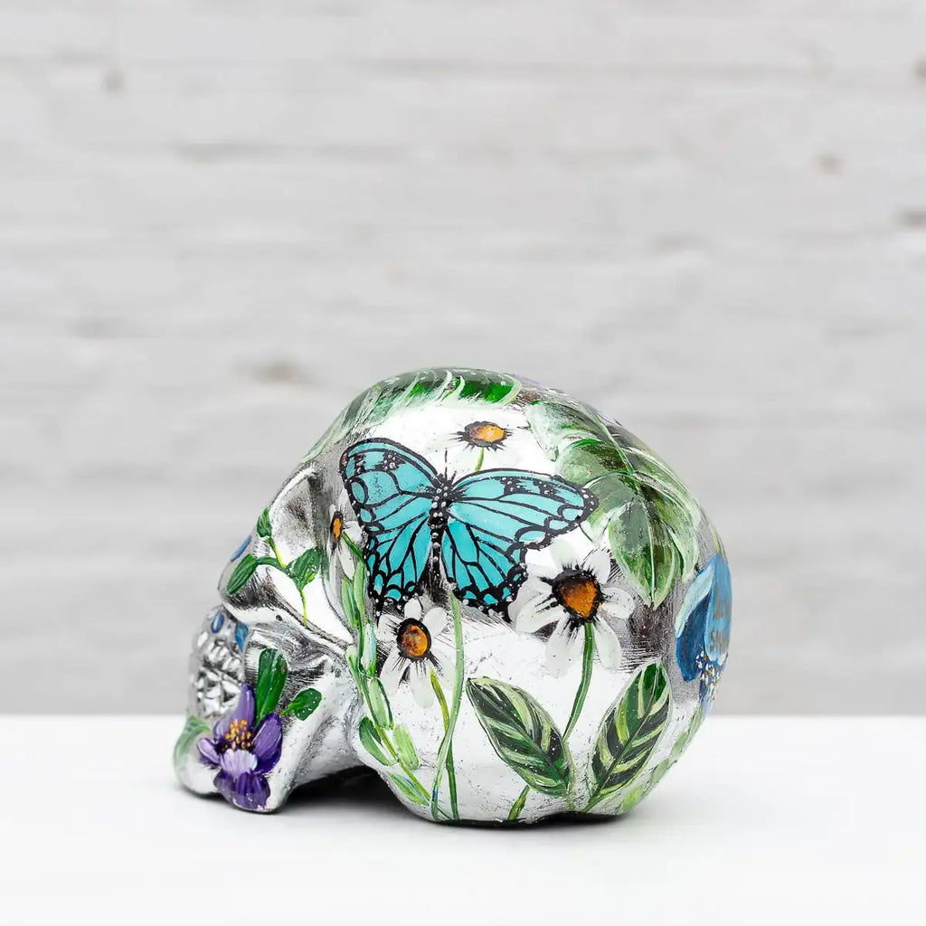 Shining In Silver - Original - SOLD by artist Becky Smith - Wyecliffe Galleries