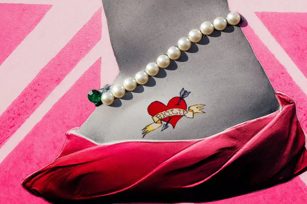 Pink Queen on Metal - Original - SOLD by artist Mark Illuminati - Wyecliffe Galleries