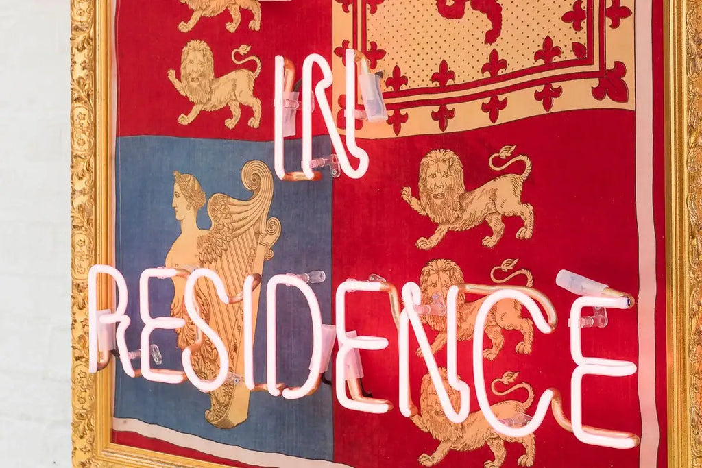 Queen In Residence (Medium) - Original by artist Mark Illuminati - Wyecliffe Galleries