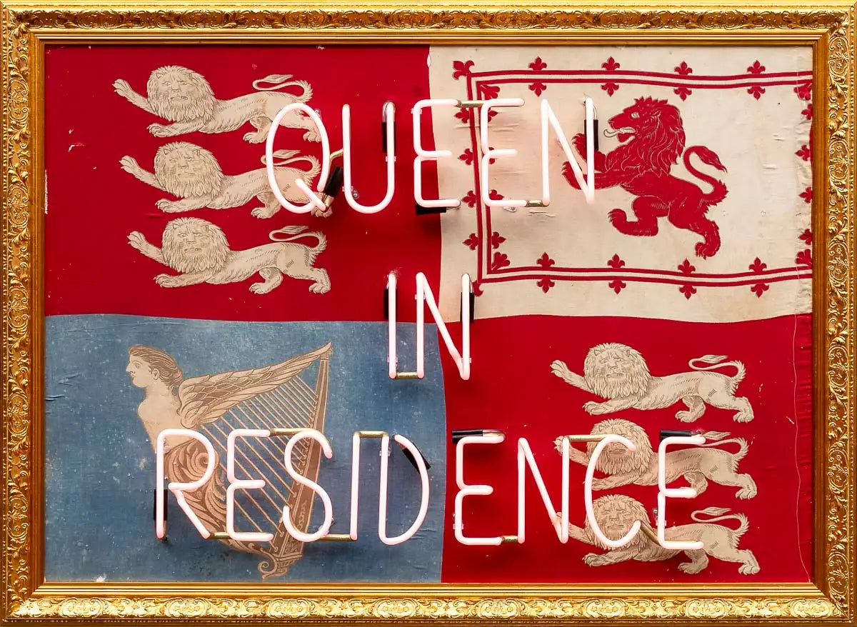 Queen In Residence - Original by artist Mark Illuminati - Wyecliffe Galleries