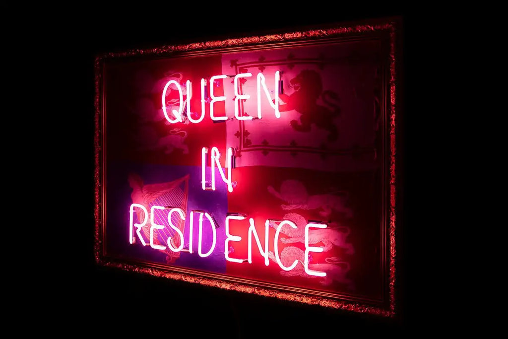 Queen In Residence - Original by artist Mark Illuminati - Wyecliffe Galleries