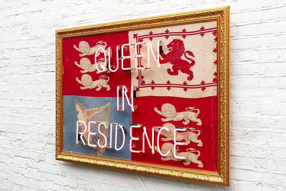 Queen In Residence - Original by artist Mark Illuminati - Wyecliffe Galleries