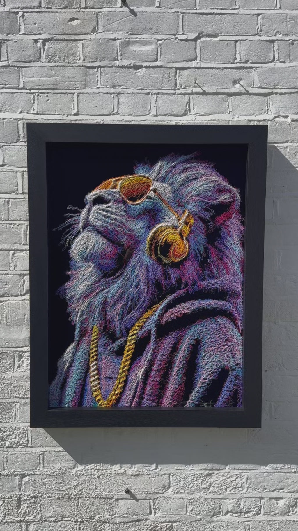 Leo Loves Music - Original