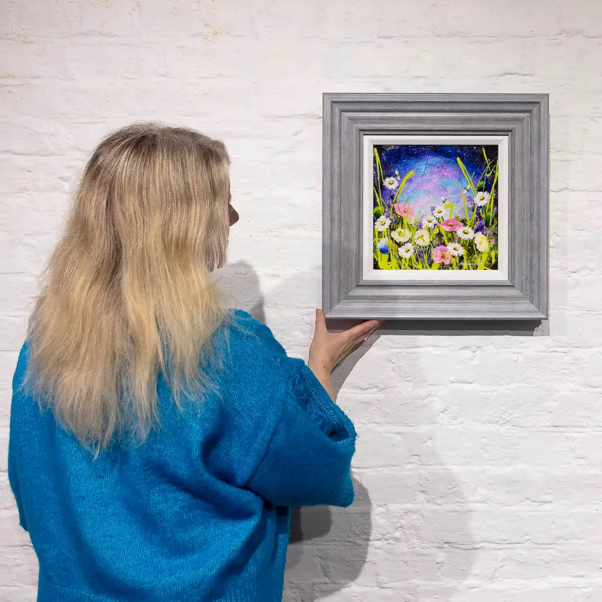 Flowers and Bees - Original - SOLD by artist Rozanne Bell - Wyecliffe Galleries