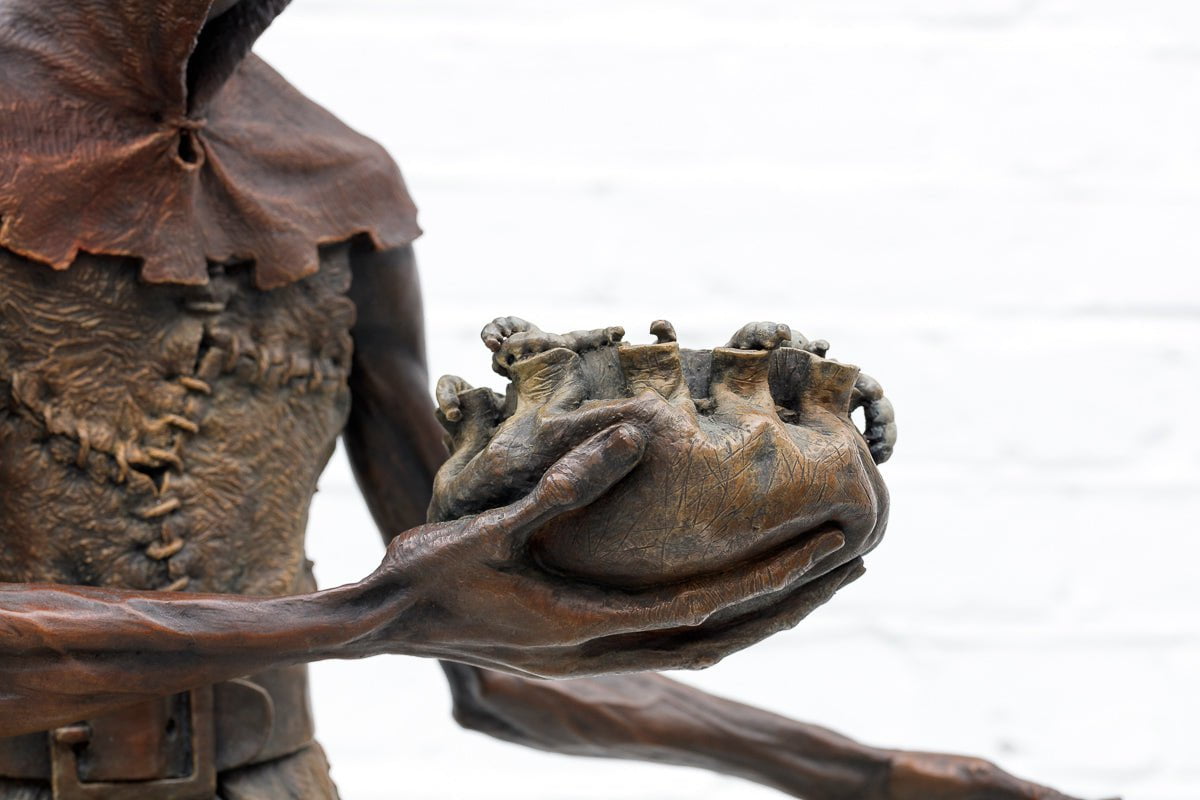 Caterpillar Spiller - Bronze Sculpture David Goode Sculpture