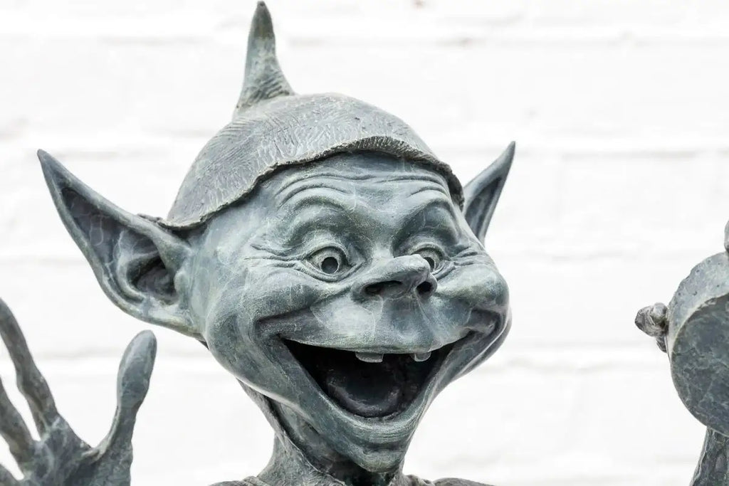 Jackpot - Bronze Sculpture (Medium) - Edition - SOLD by artist David Goode - Wyecliffe Galleries