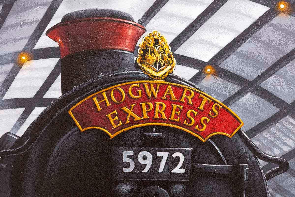 Platform 9¾ - Original - SOLD by artist David Renshaw - Wyecliffe Galleries