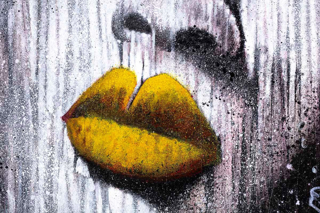 Kiss of Gold - Original - SOLD by artist Gary McNamara - Wyecliffe Galleries