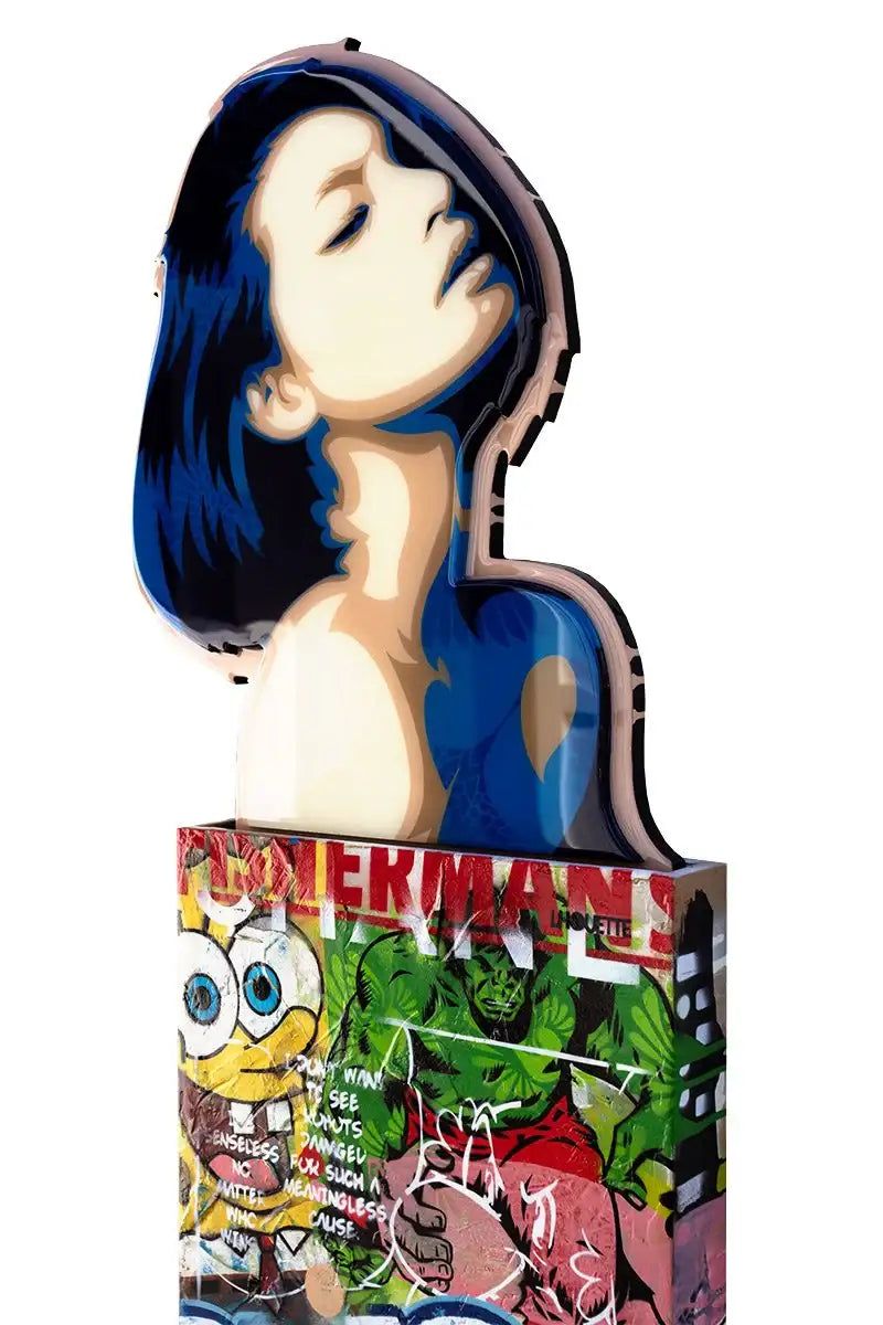 Figure Head - Pebble - Oreo - Original by artist Lhouette - Wyecliffe Galleries