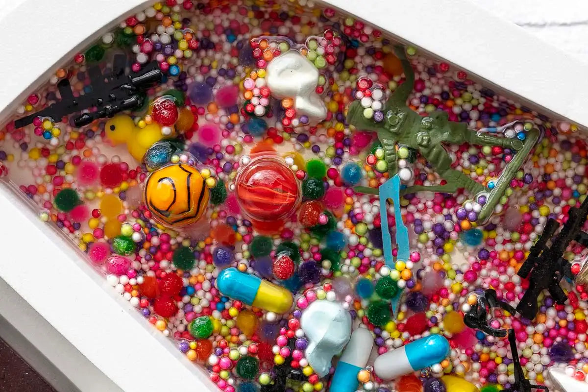 Pop De-Pendant: Explosive - Original - SOLD by artist Lhouette - Wyecliffe Galleries