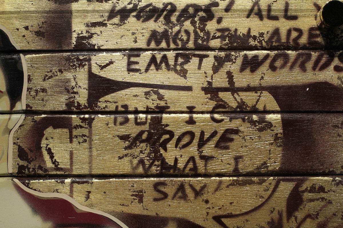 Reeve (Gold) - Original - SOLD by artist Lhouette - Wyecliffe Galleries