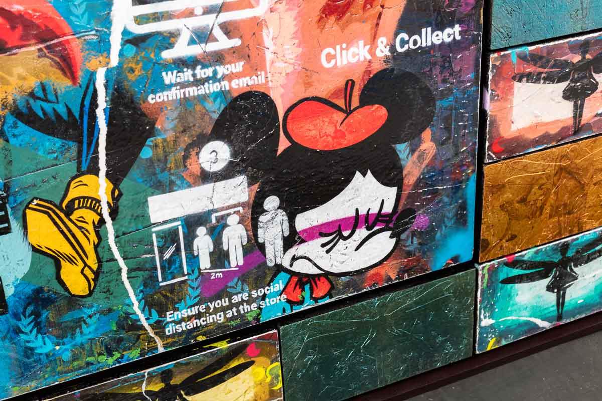 Swarm - Deluxe XL Edition 8 - SOLD by artist Lhouette - Wyecliffe Galleries