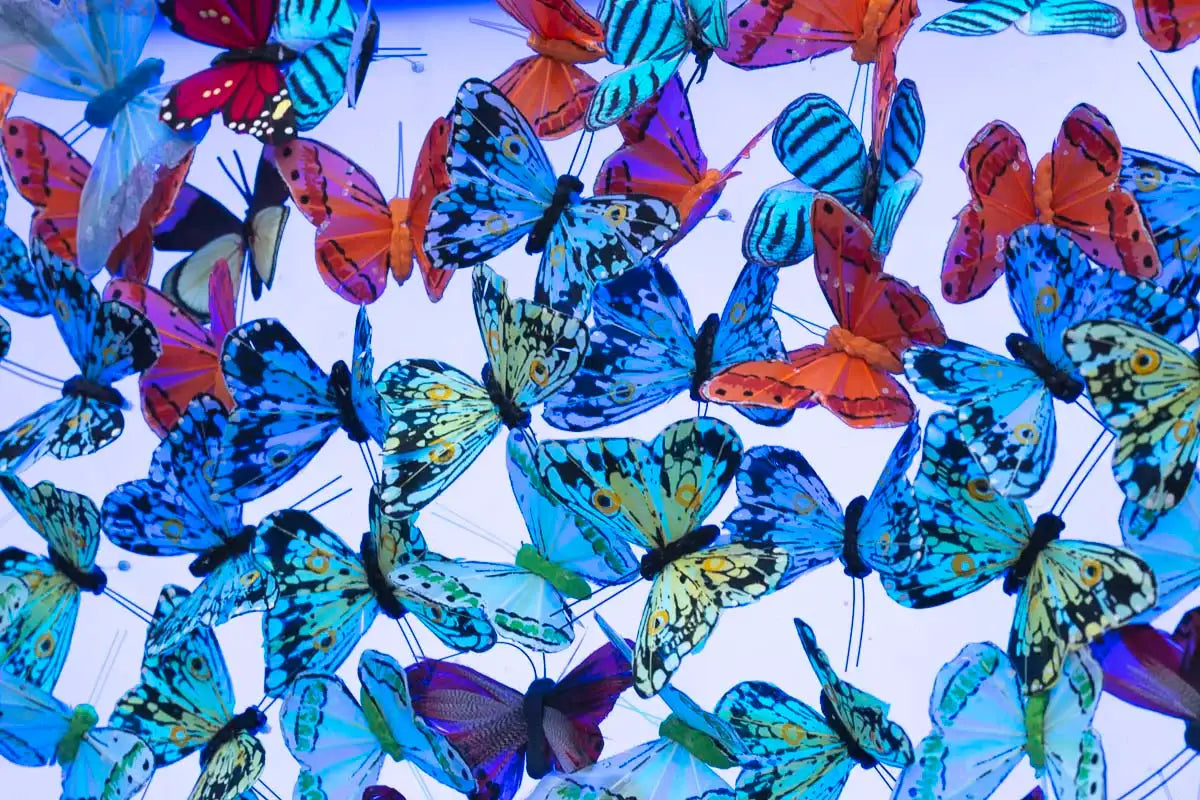 Electric Blue - Original - SOLD by artist Michael Olsen - Wyecliffe Galleries