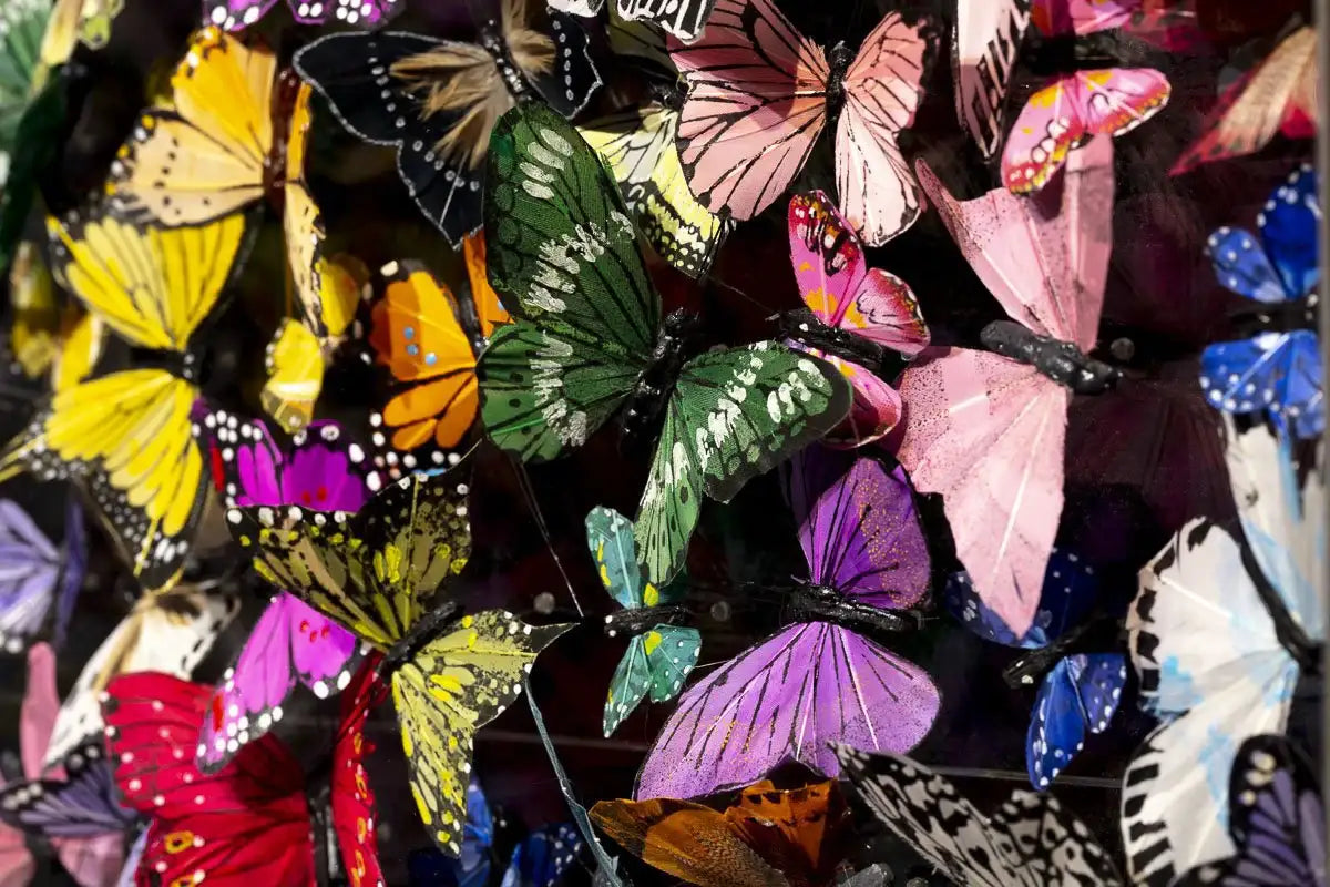Flutter - Original - SOLD by artist Michael Olsen - Wyecliffe Galleries