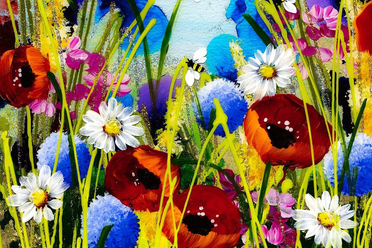 Bee Happy I - SOLD by artist Rozanne Bell - Wyecliffe Galleries