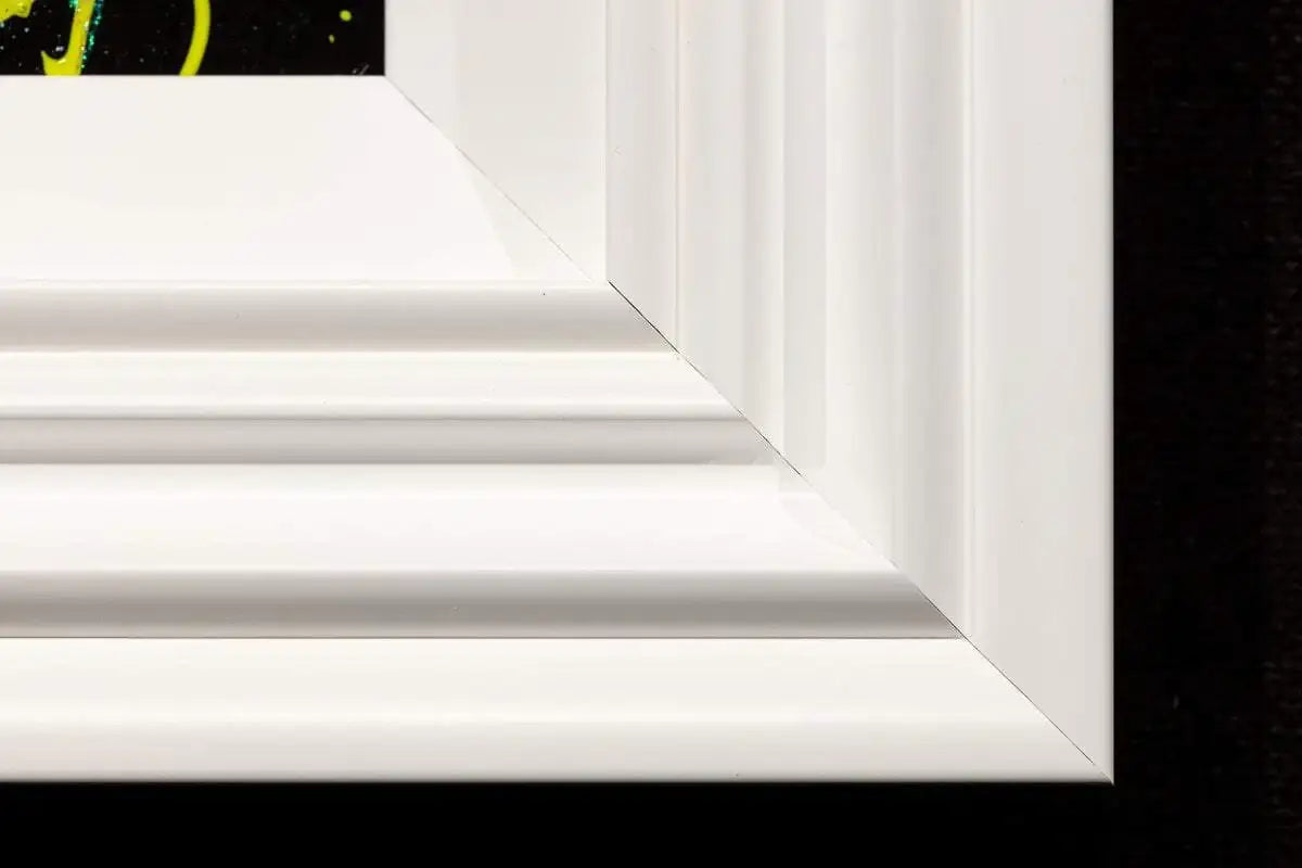 Bee's and Daisies - Original - SOLD by artist Rozanne Bell - Wyecliffe Galleries