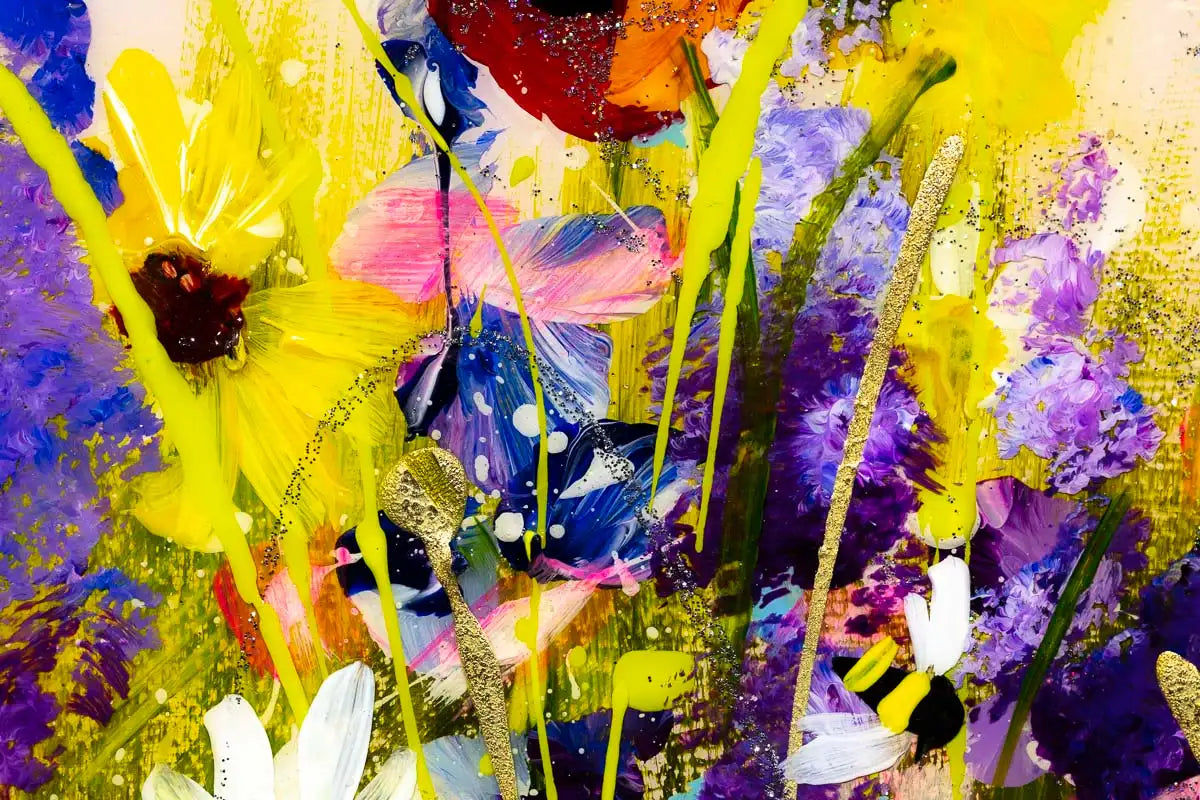 Delicate Daisies - Original - SOLD by artist Rozanne Bell - Wyecliffe Galleries