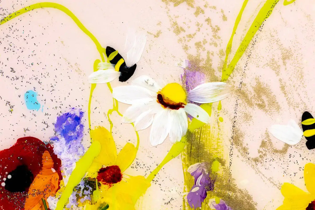 Delicate Daisies - Original - SOLD by artist Rozanne Bell - Wyecliffe Galleries