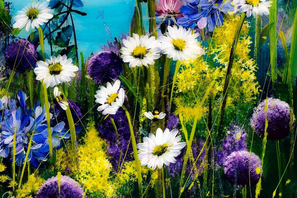 Delightful Daisies - Original - SOLD by artist Rozanne Bell - Wyecliffe Galleries