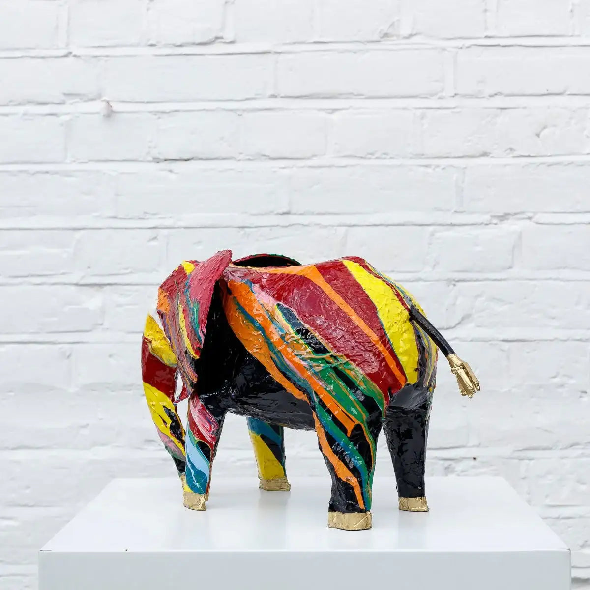 Hibo - Original Sculpture - SOLD by artist Rozanne Bell - Wyecliffe Galleries