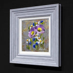 Sitting Pretty - Original - SOLD by artist Rozanne Bell - Wyecliffe Galleries