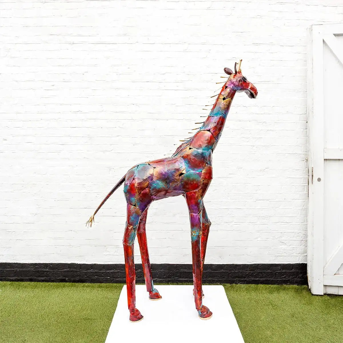 Twiga - Original Sculpture by artist Rozanne Bell - Wyecliffe Galleries