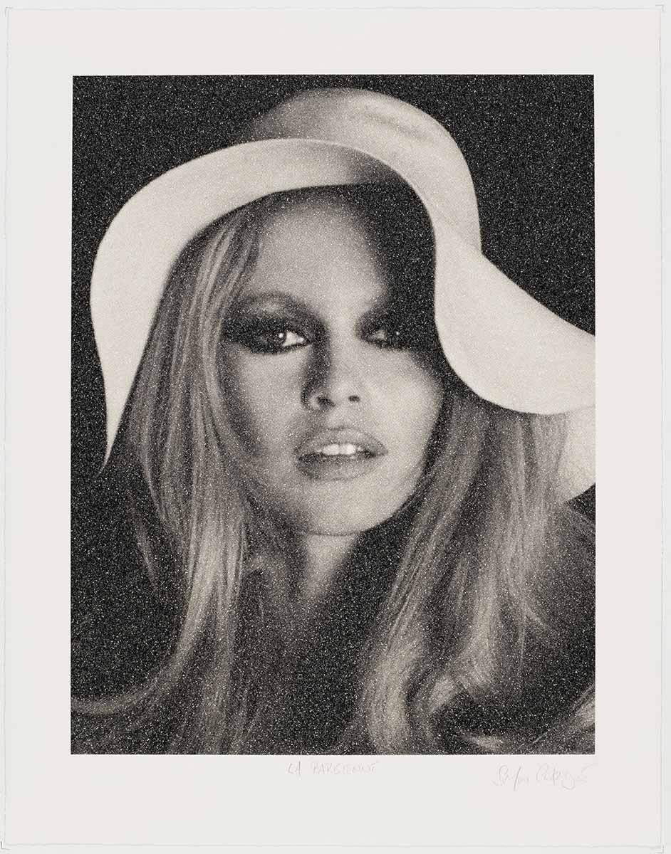 La Parisienne - Edition - SOLD OUT by artist Simon Claridge - Wyecliffe Galleries